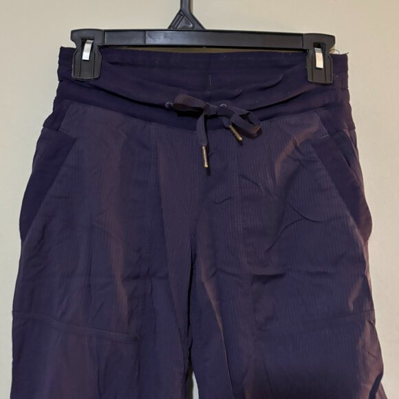 Lululemon Navy Blue Cargo Pants Lightweight Drawstring Pockets XS Small - Picture 3 of 4